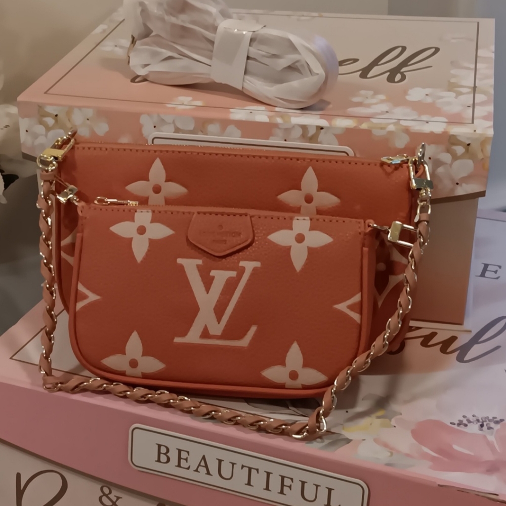😱NEW😱 Crossbody/Shoulder Bag